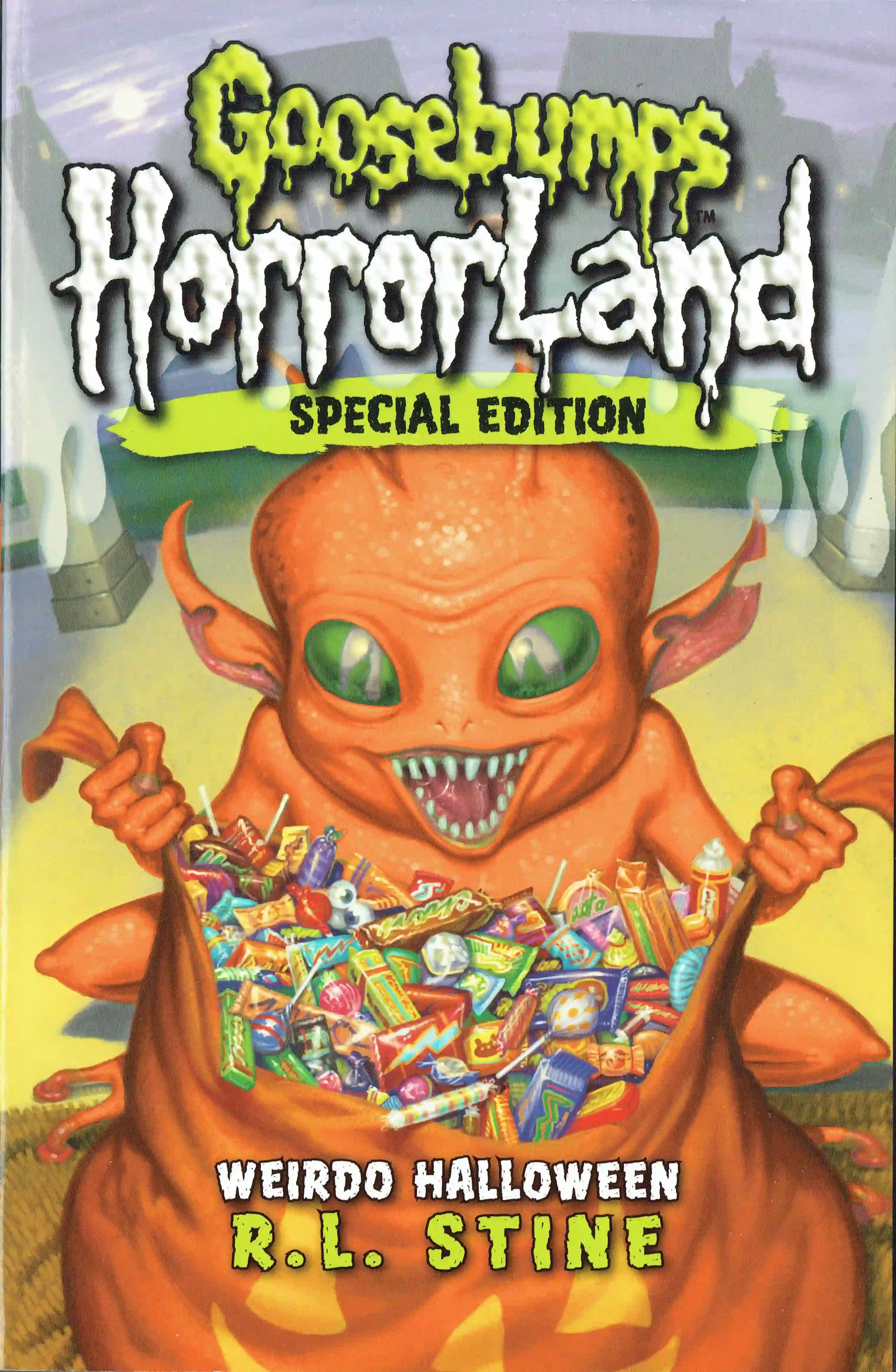 #16SE - Weirdo Halloween